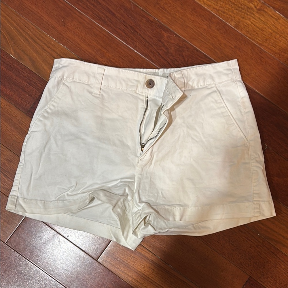 a new day Cream Cargos with relaxed fit and textured fabric